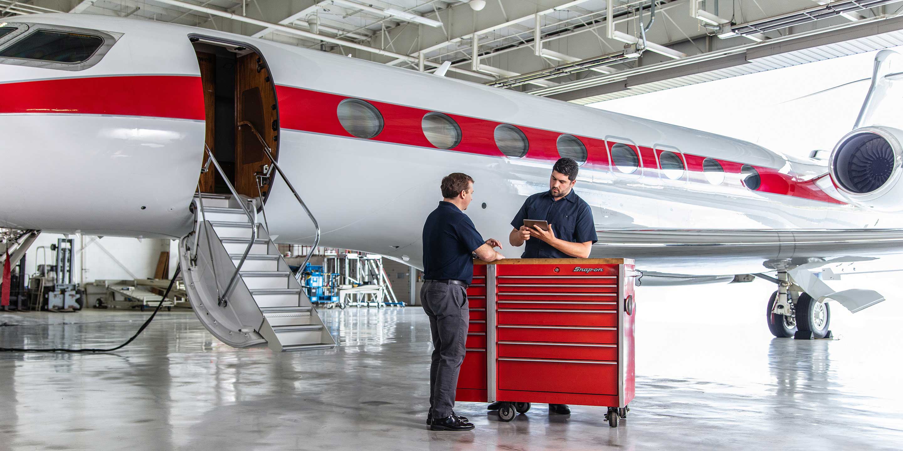 MSP Business Jet